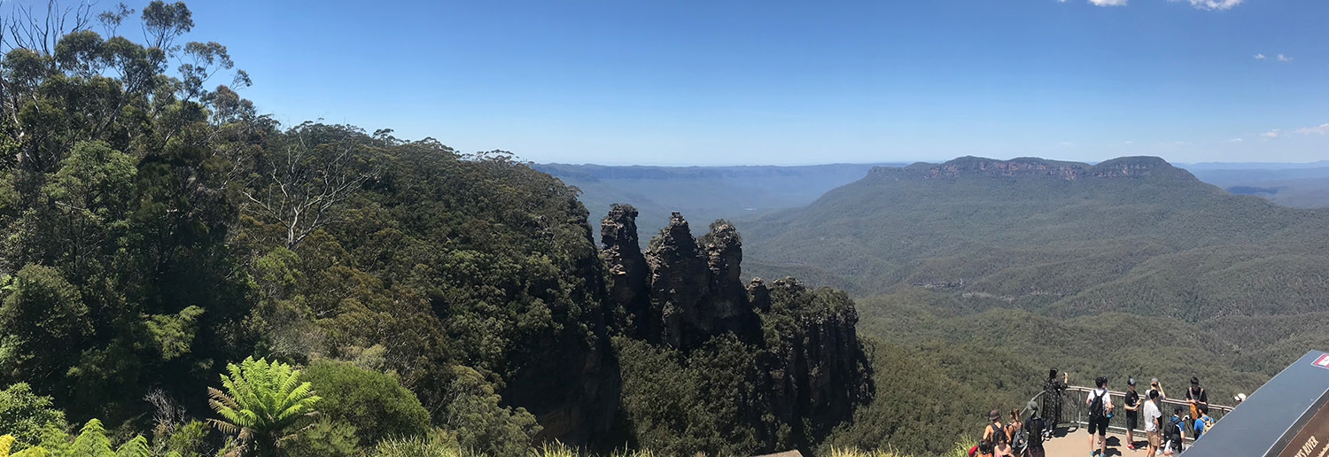 Blue Mountains and the Three Sisters