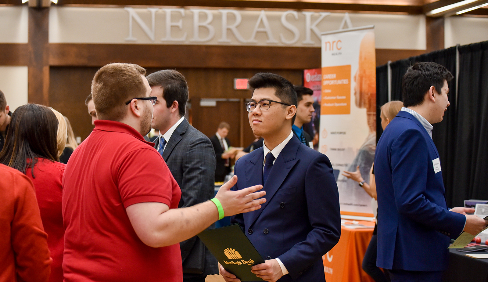 A girl participating in the UNL career fair