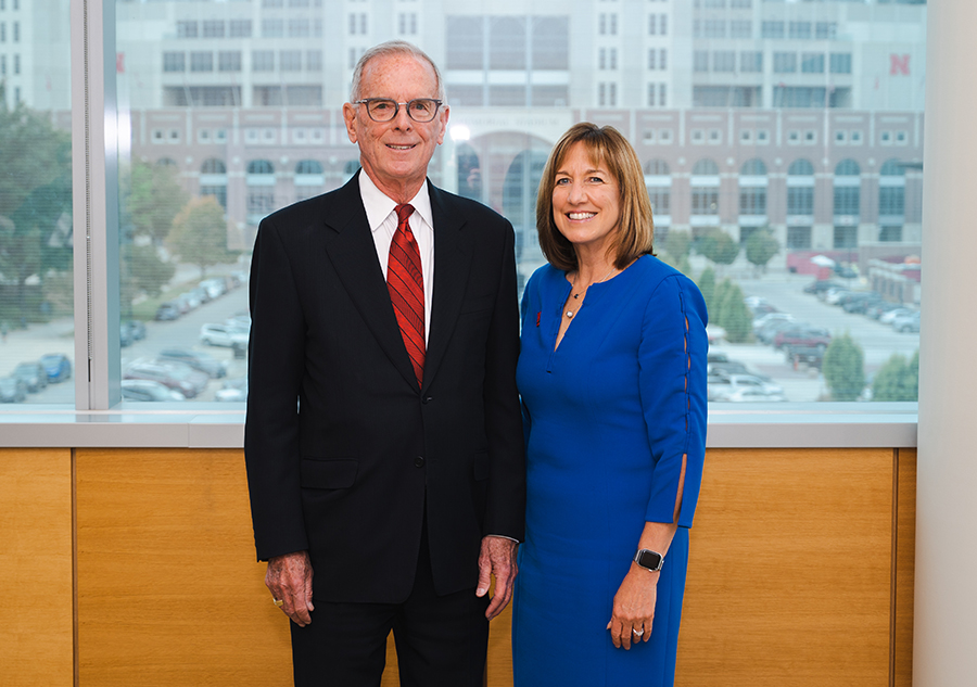 Dick Kelley visited Dean Kathy Farrell this fall.