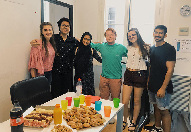 Nebraska’s 12-week students enjoy appreciation snacks from IAU after their final Spanish test.