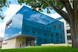 Spring Dean’s List Recognizes 1,323 Business Students