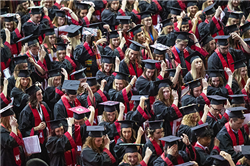 Nearly 700 Business Huskers Set to Graduate