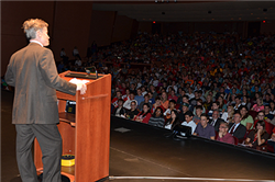Over 2,000 Business Students Fill Lied Center for Business Ethics Lecture