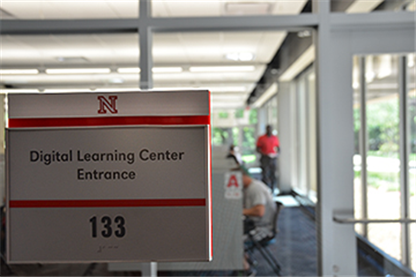 Finance Students Among First to Use New Digital Learning Center