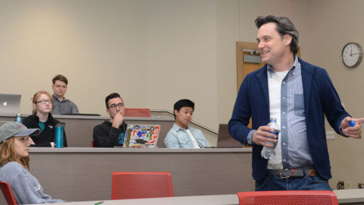 Kirk Zeller talking to students