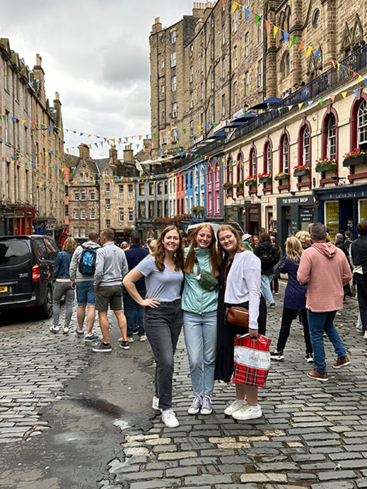 Hanna LaMaster with friends while studying abroad in England