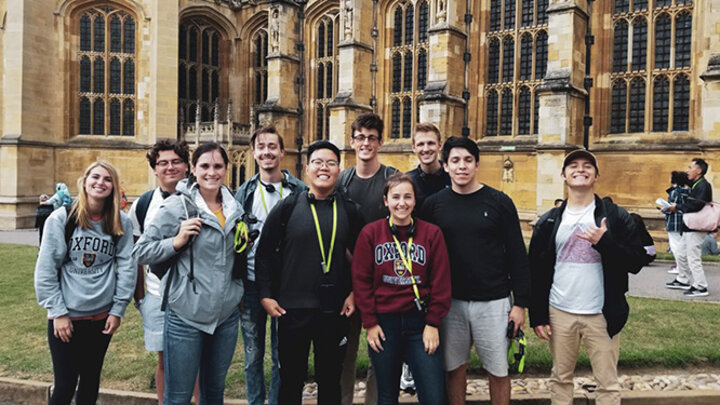 I don’t know which photograph is better: Buckingham Palace or this group of people.