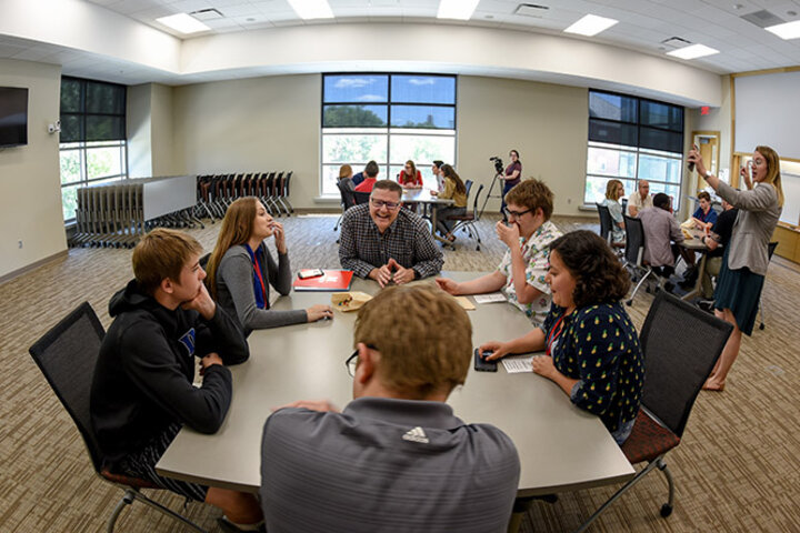 Randy Hawthorne, along with several other local business leaders, served as mentors for the students throughout the program.